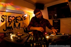 stereojam-boussole-3