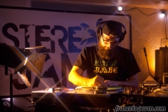 stereo-jam-boussole-02-32