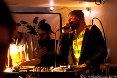 stereo-jam-boussole-16