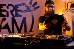 stereo-jam-boussole-23